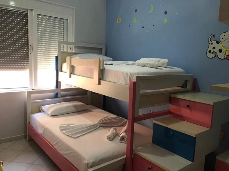 Apartament Denisi *